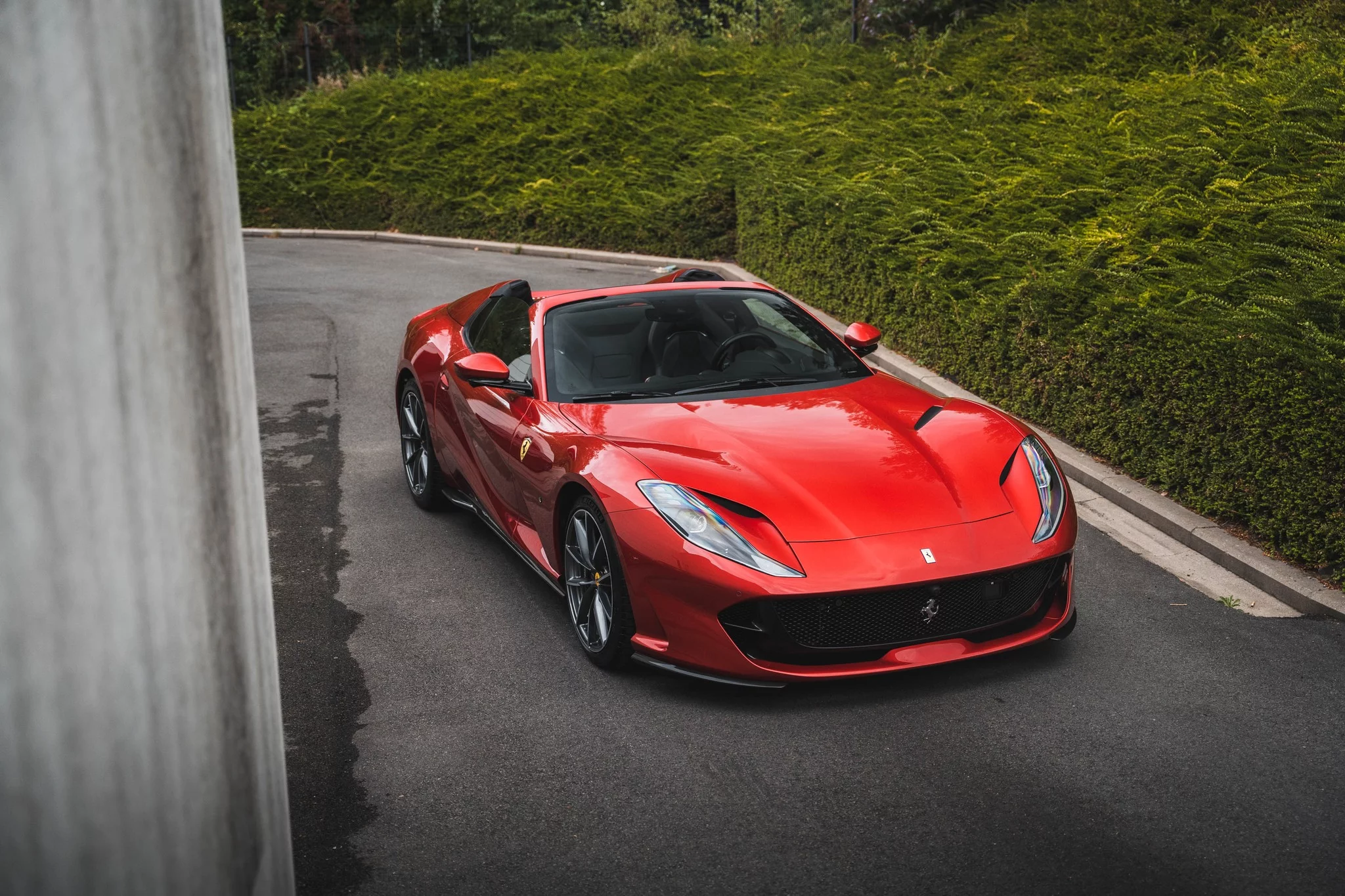 Rosso Fuoco Ferrari 812
