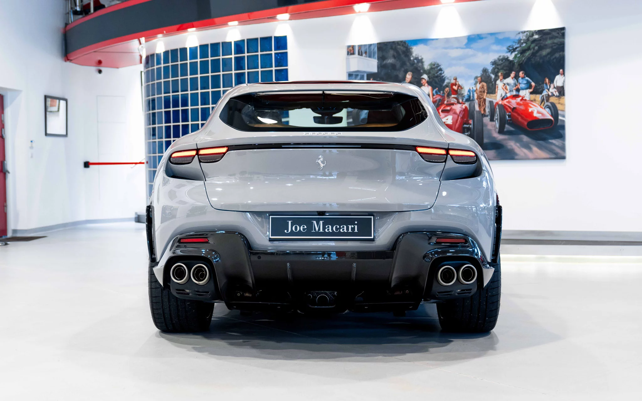 Grigio Squalo Ferrari Purosangue