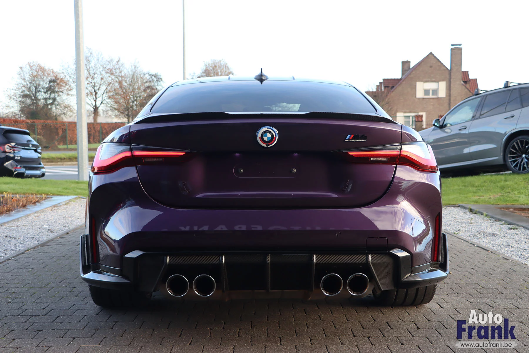 Daytona Violet BMW M4