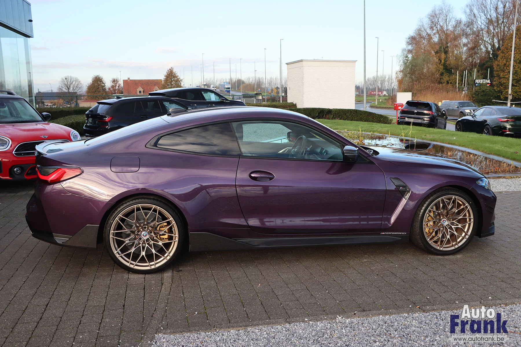 Daytona Violet BMW M4