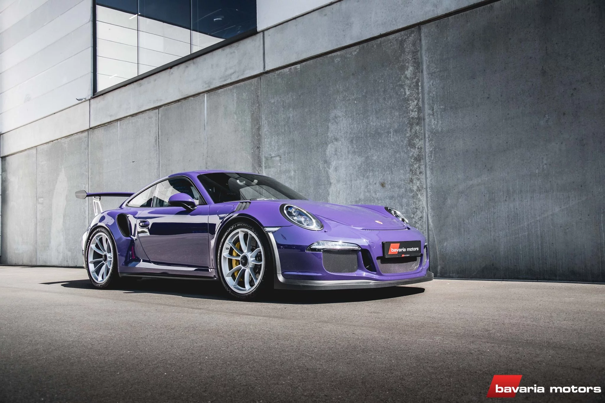 Ultraviolet Porsche 911 GT3 RS