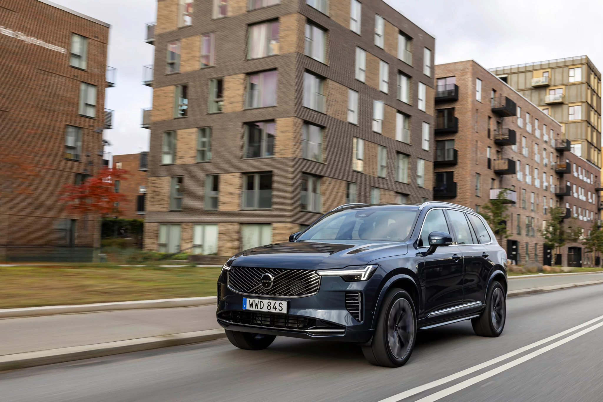 Denim Blue Volvo XC90
