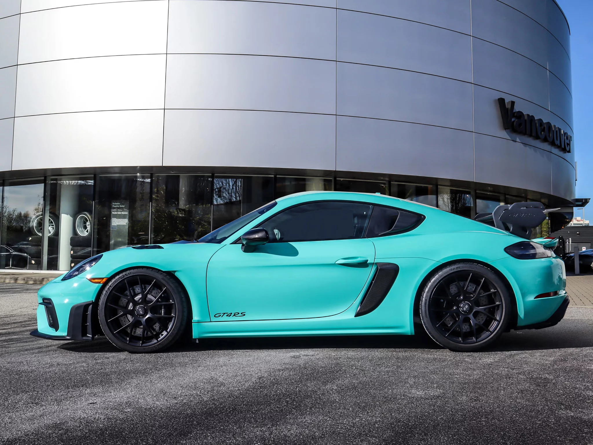 Mint Green Porsche 718 Cayman GT4 RS