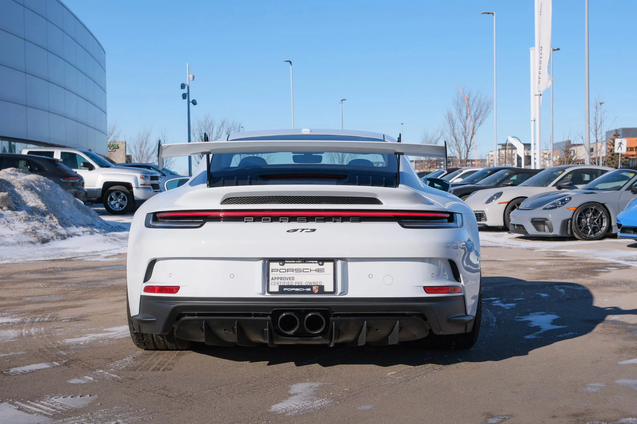 Carrara White Metallic Porsche 911 GT3