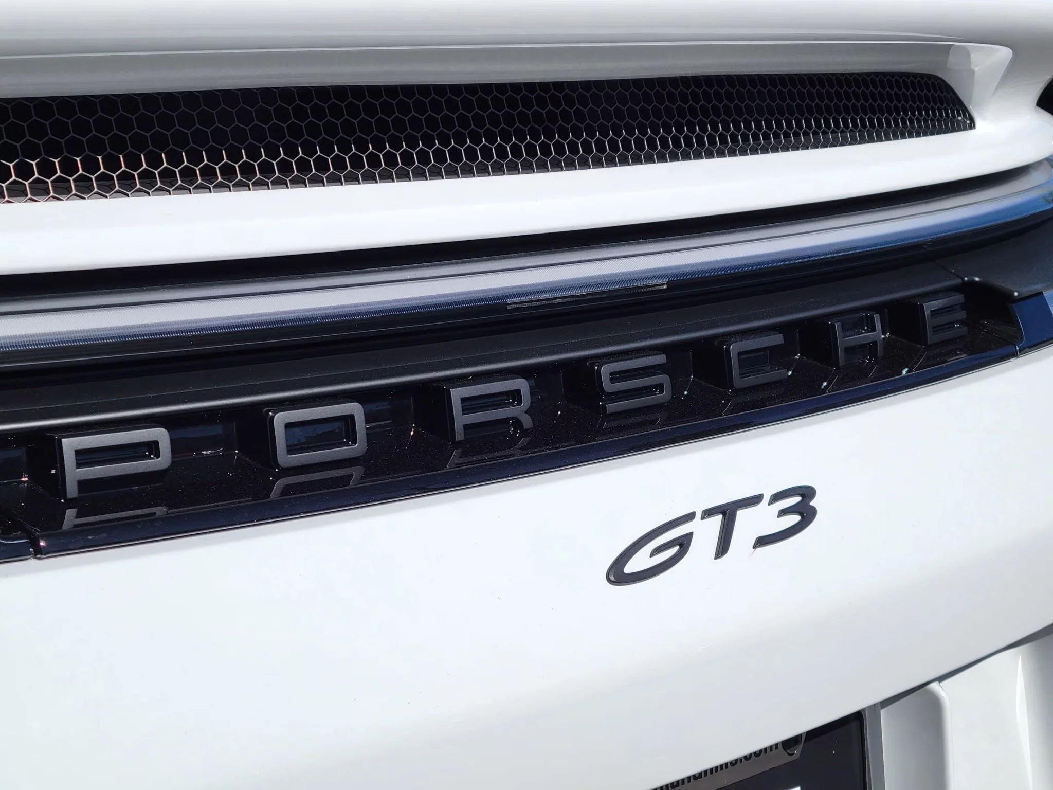 Pure White Porsche 911 GT3