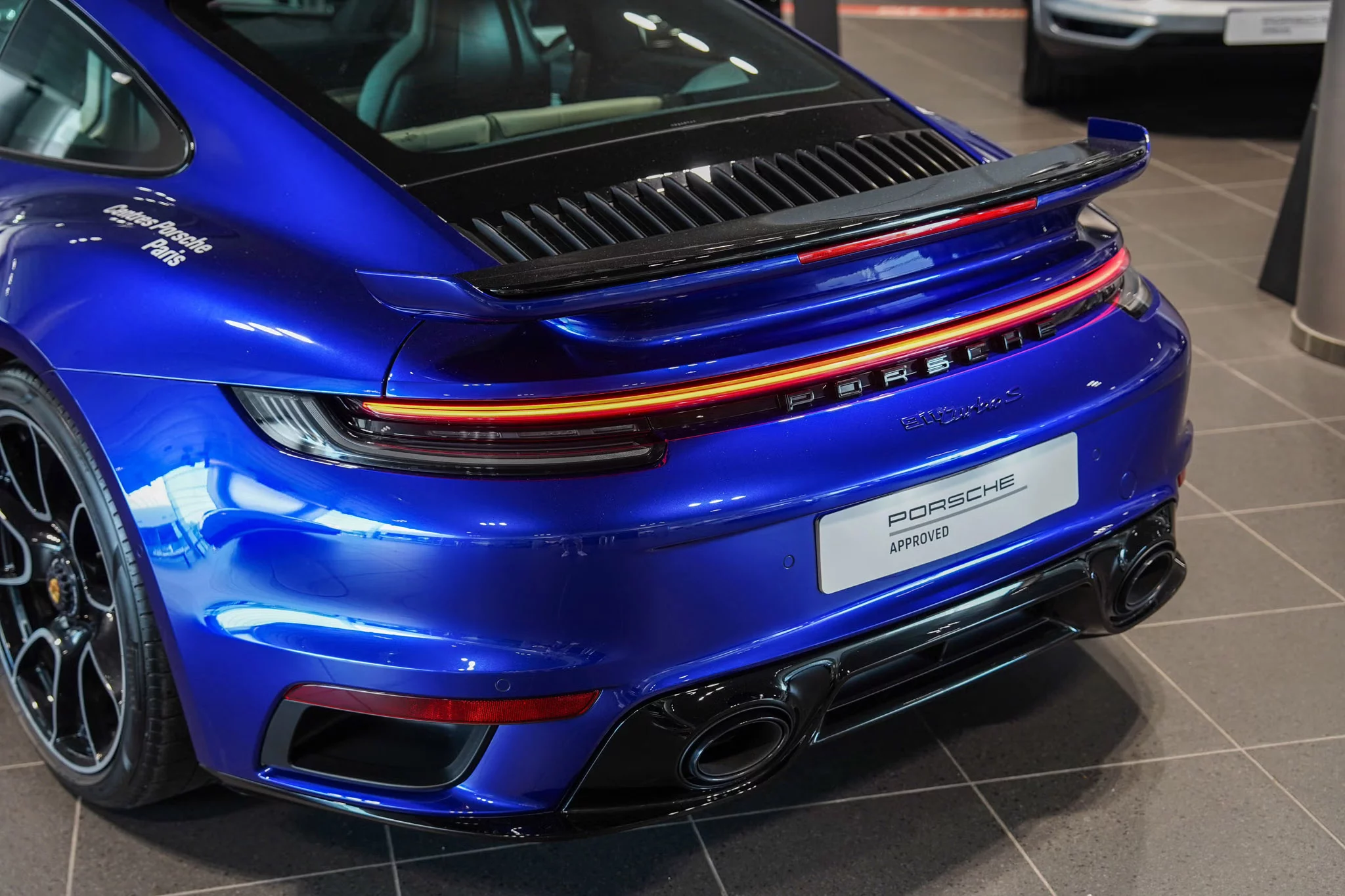 San Marino Blue Porsche 911 Turbo