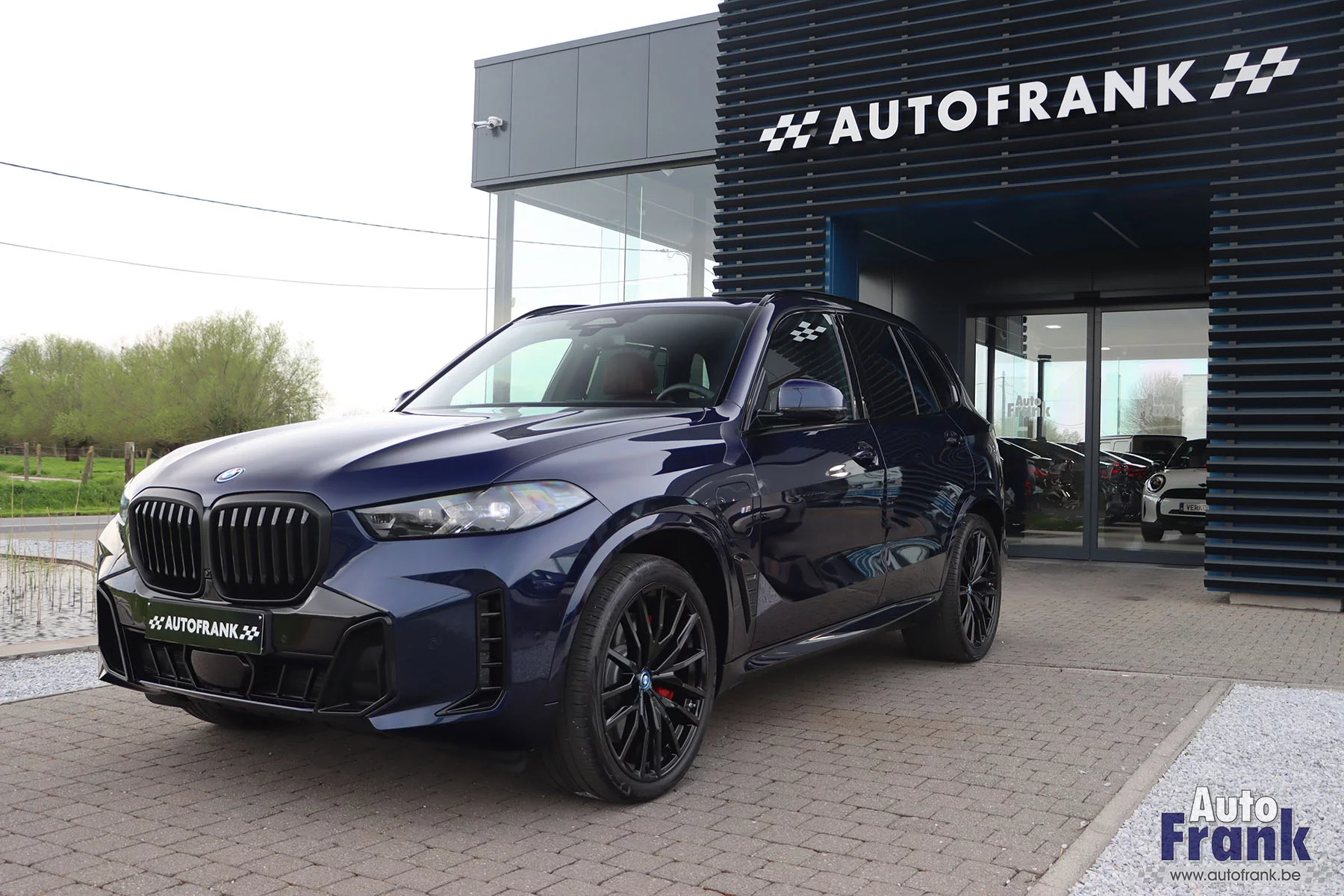 Tanzanite Blue II BMW X5