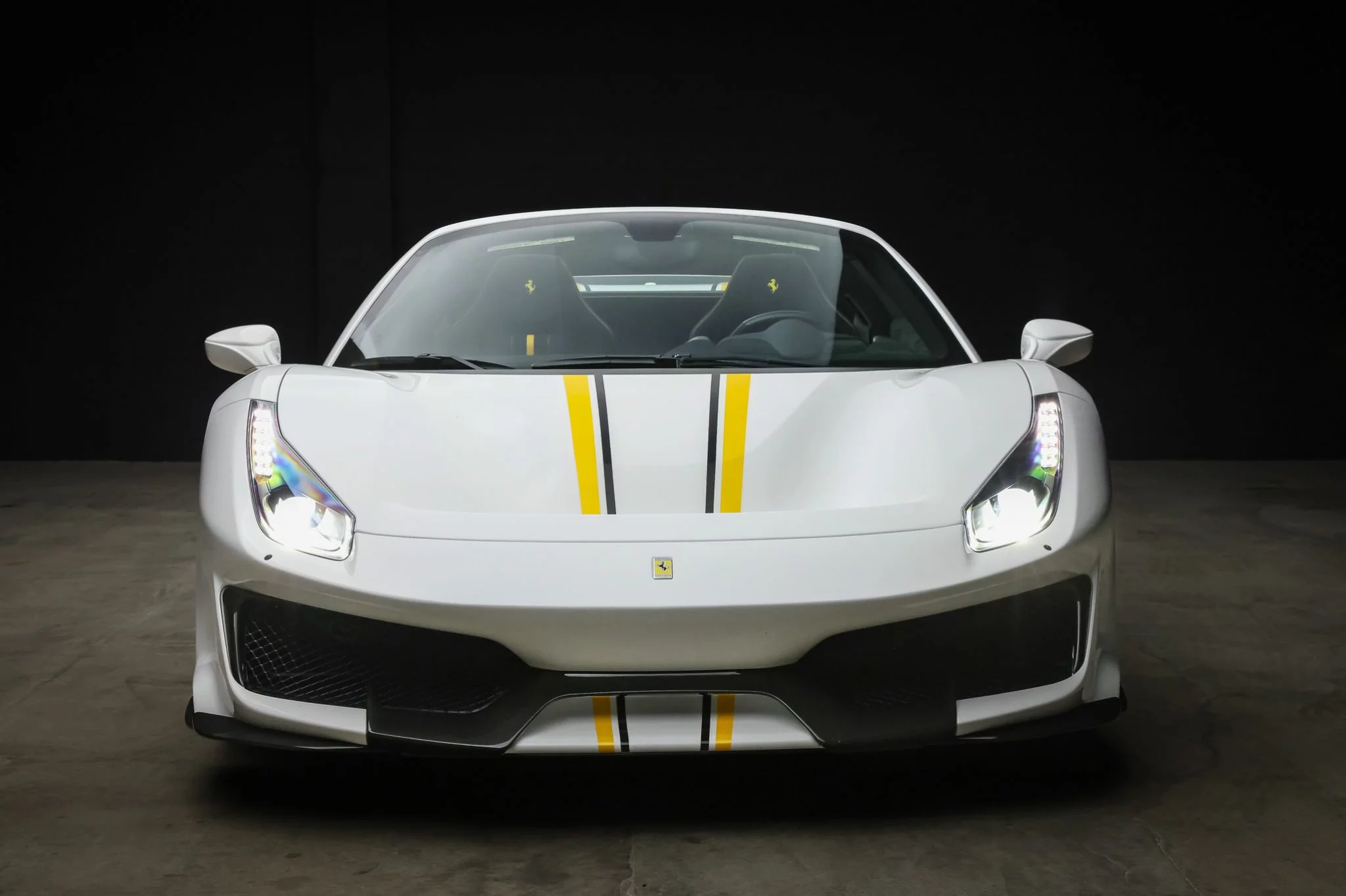 Bianco King Ferrari 488