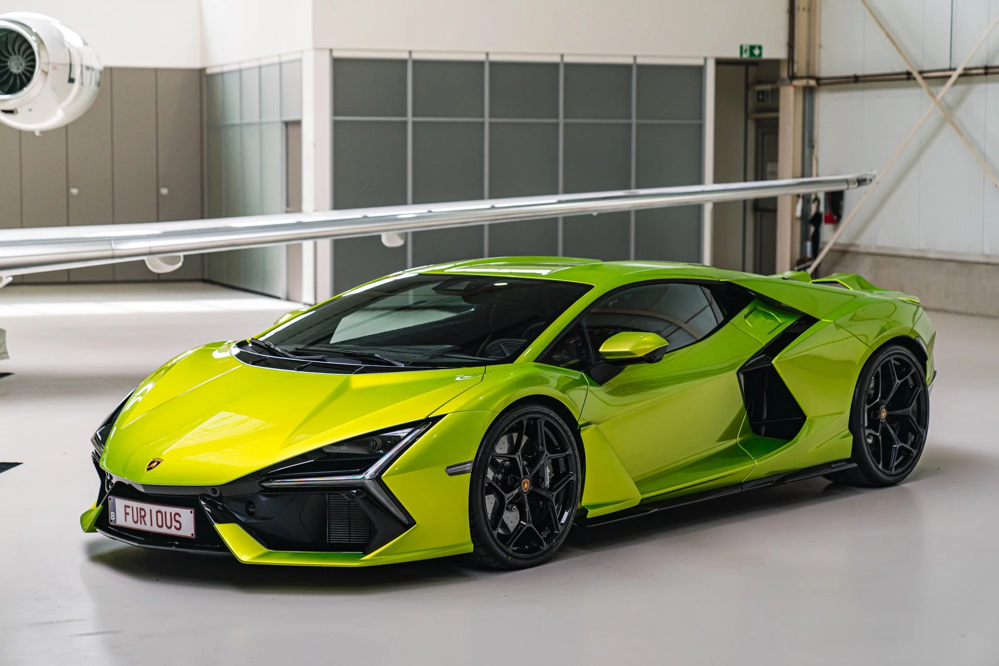 Verde Citrea Lamborghini Revuelto