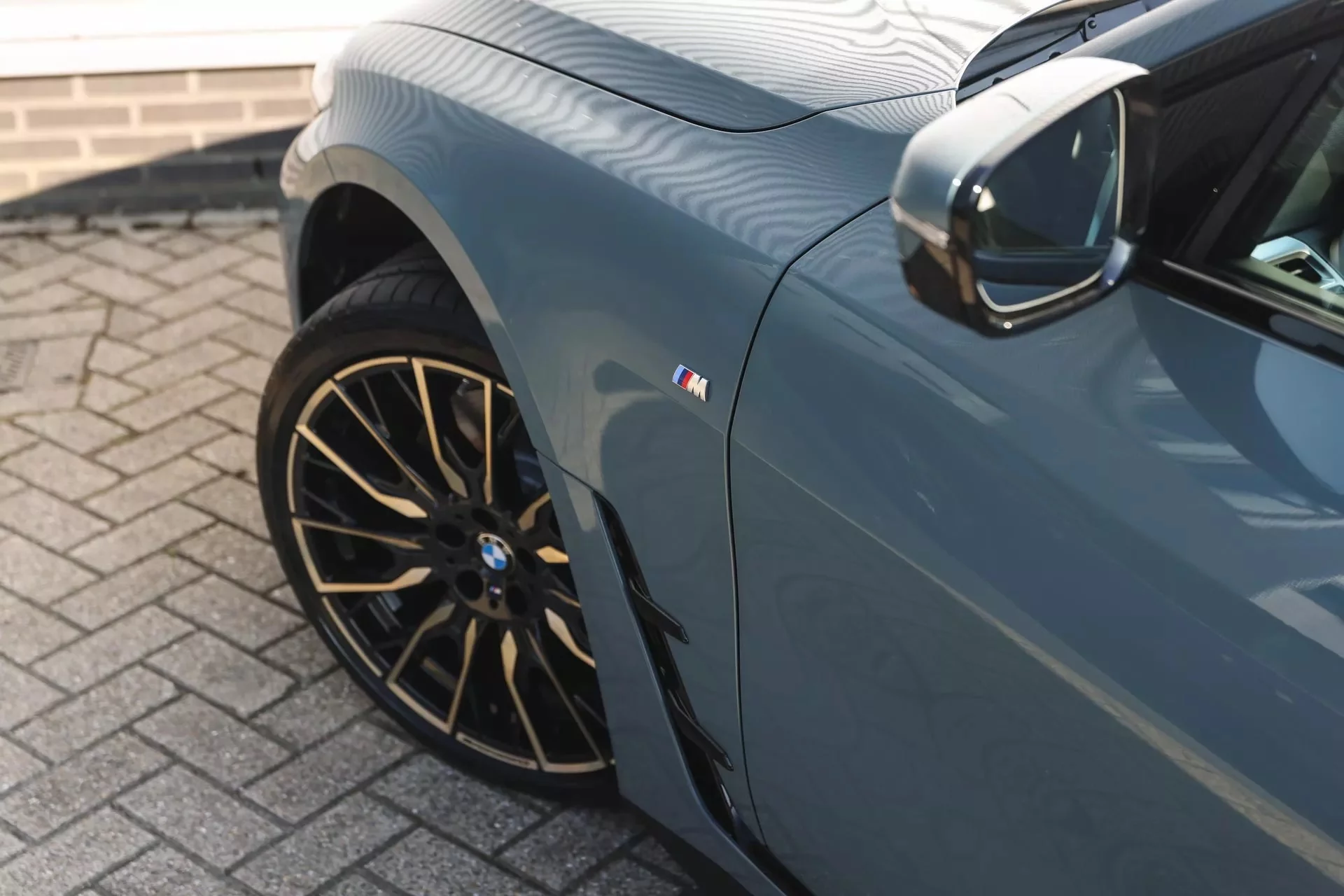 Cape York Green BMW i4