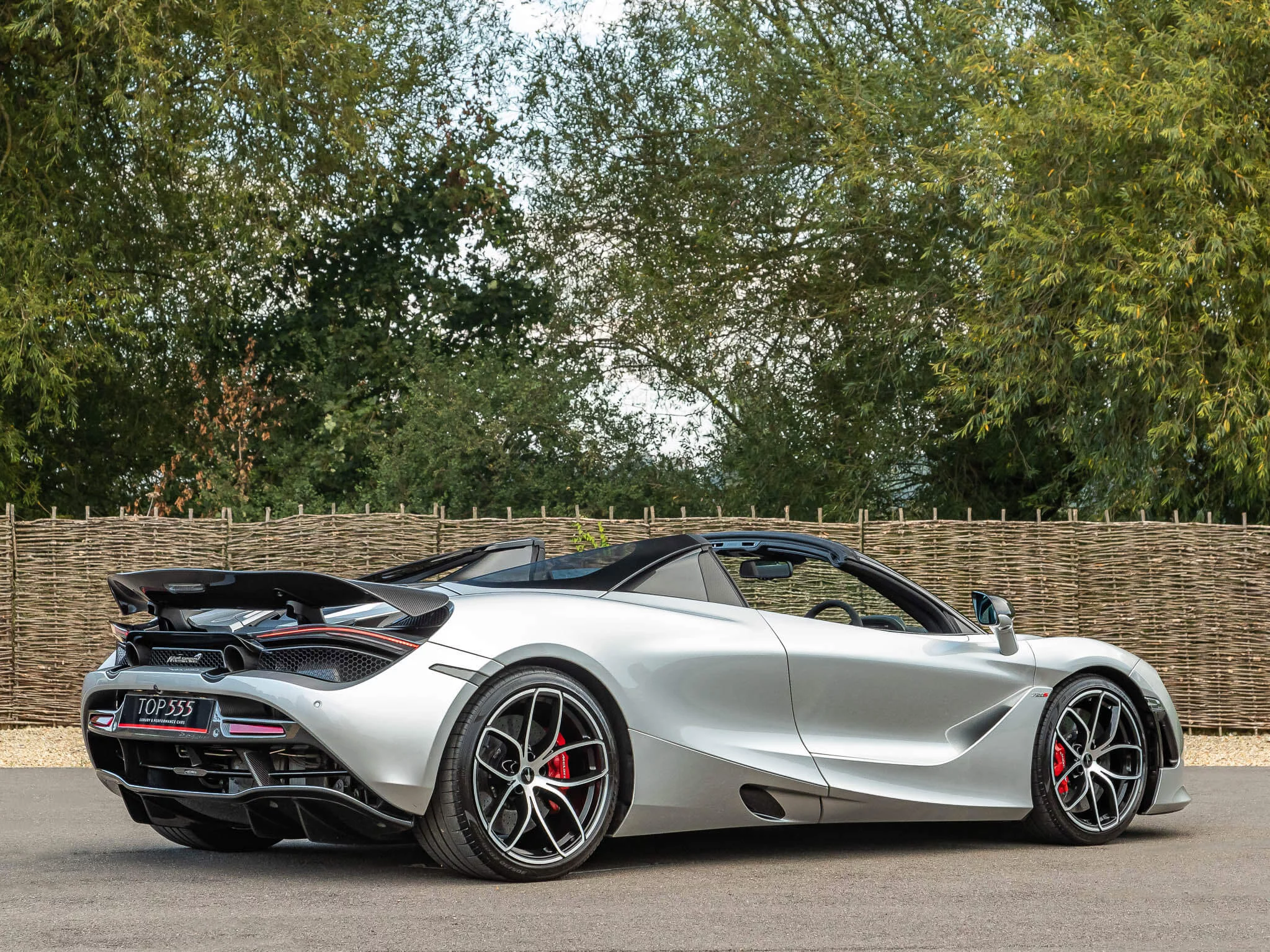 Supernova Silver McLaren 720S
