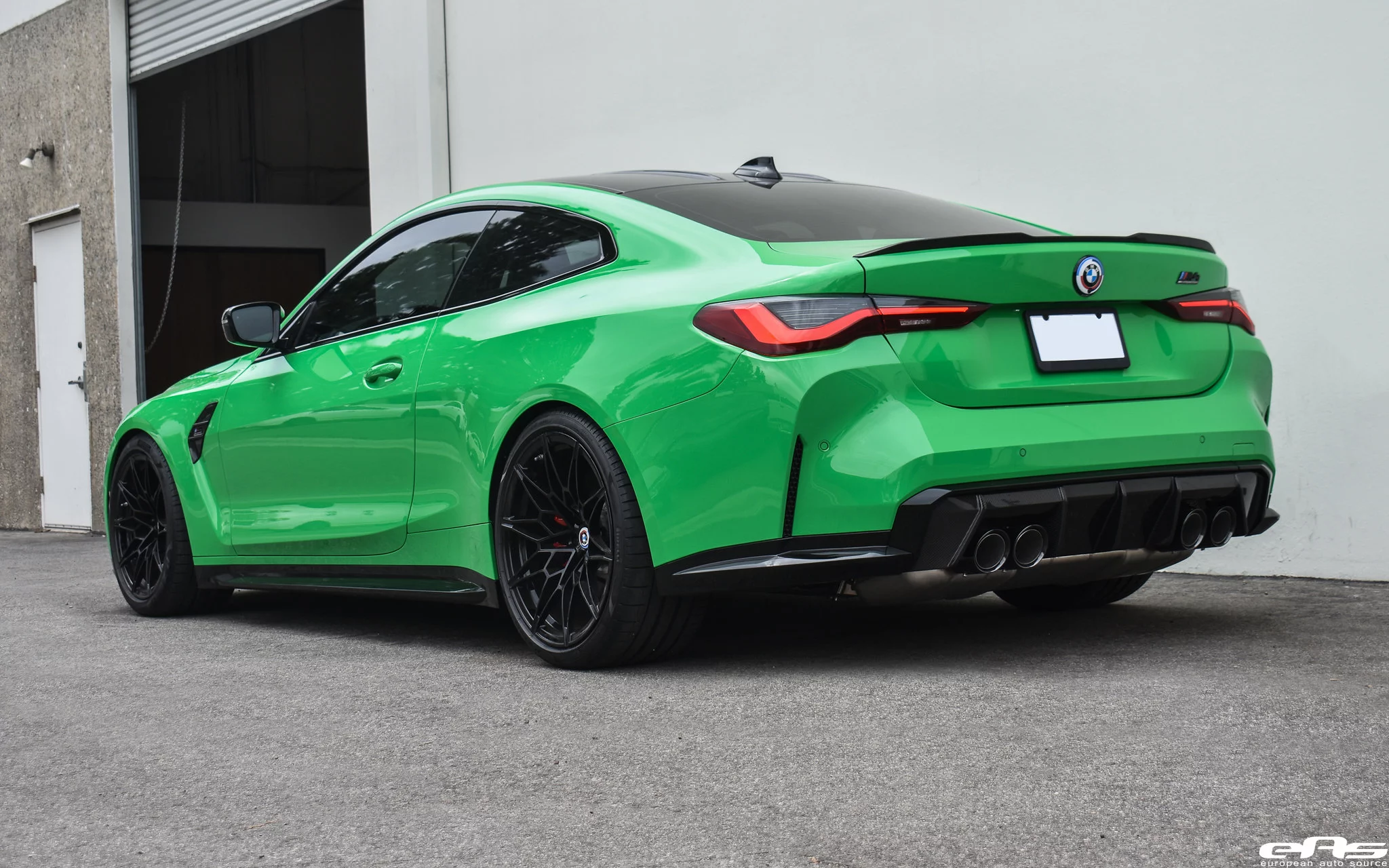 Signal Green BMW M4