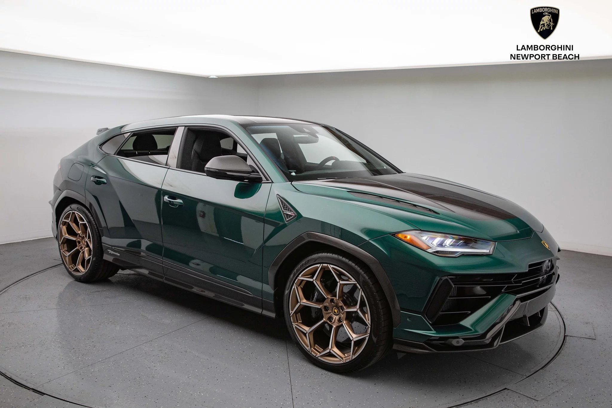 Verde Hydra Lamborghini Urus