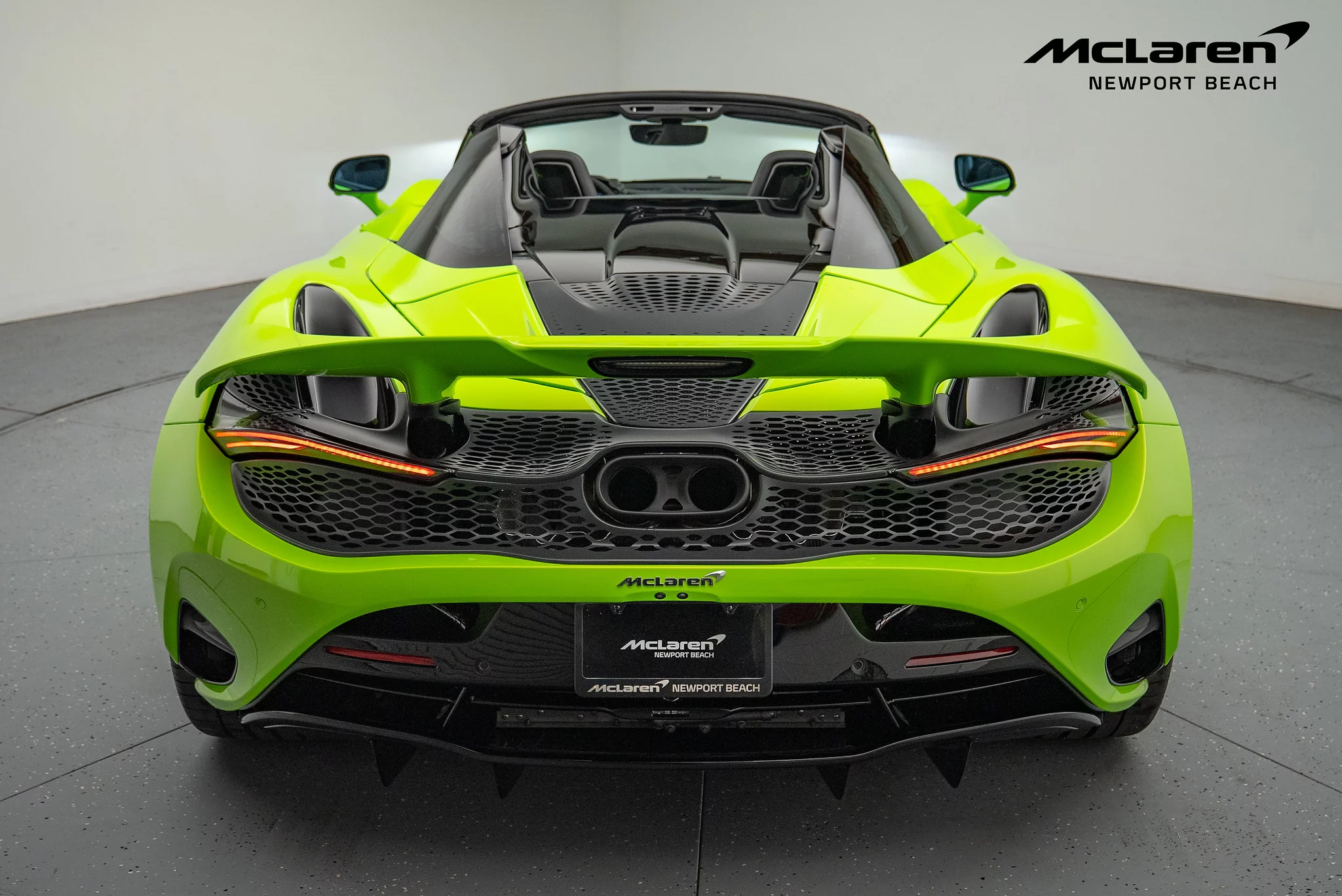 Napier Green McLaren 750S