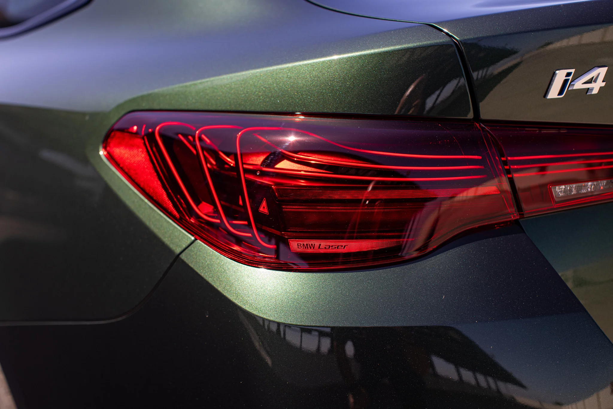 Deep Sea Green BMW i4