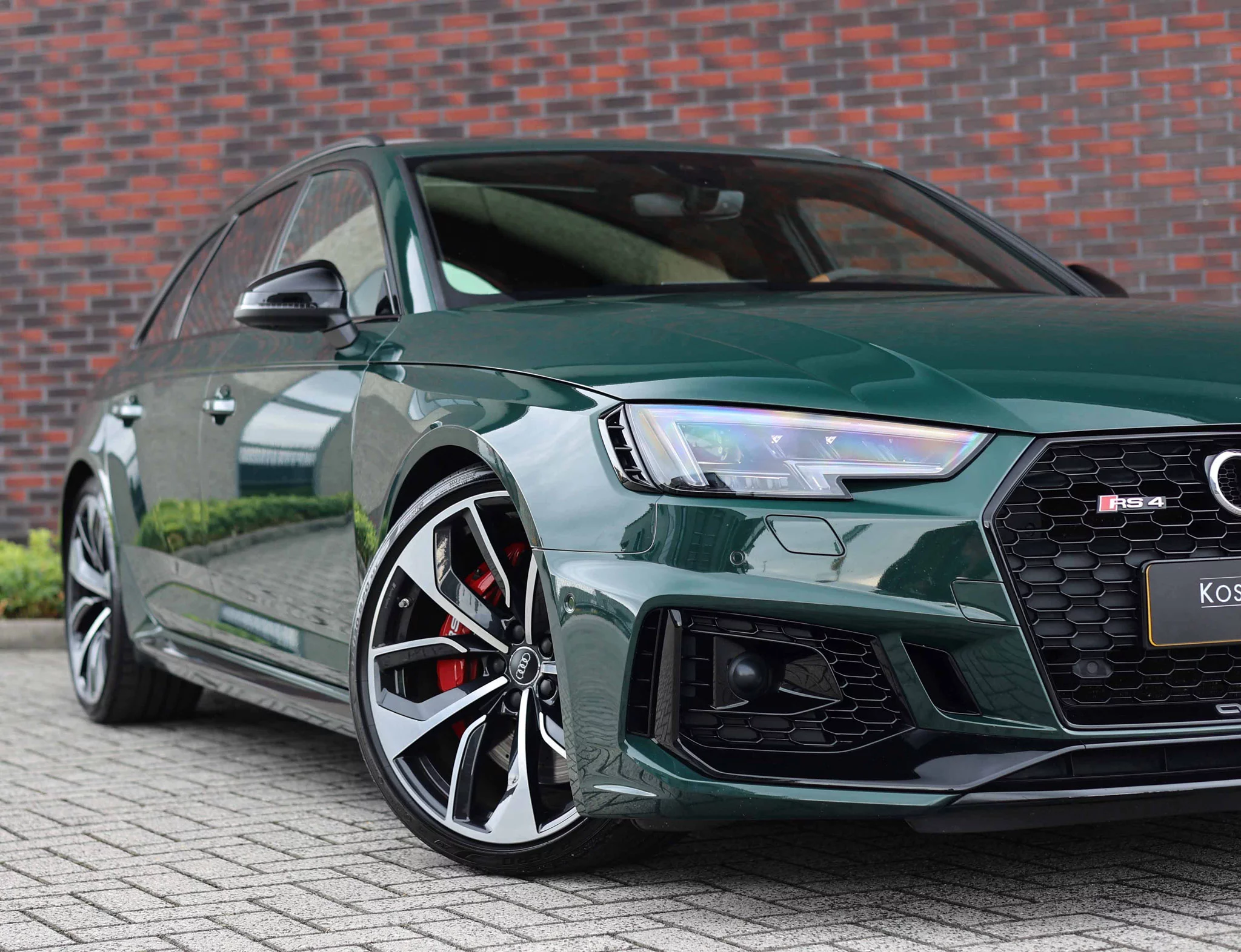 Goodwood Green Audi RS4 Avant