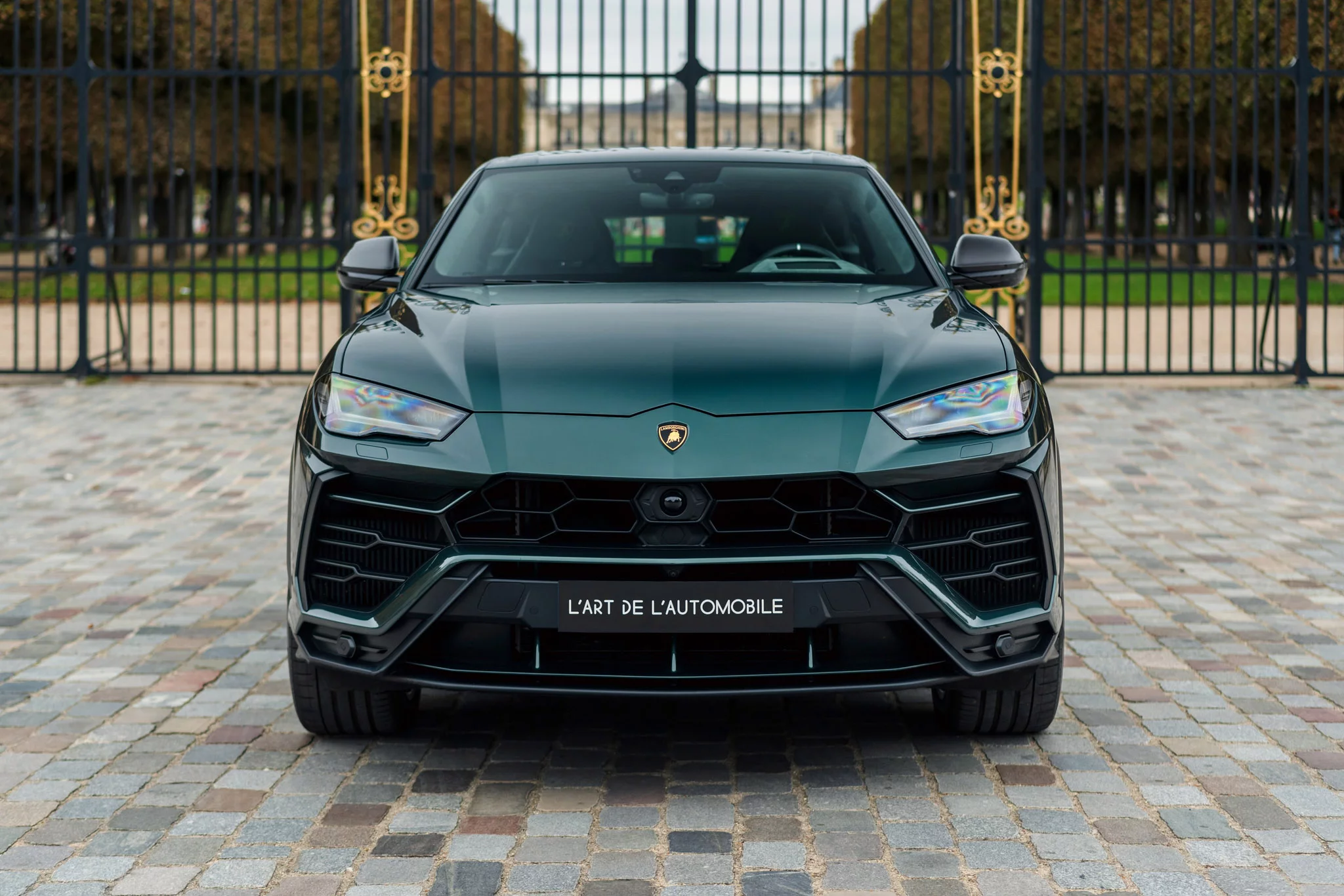 Verde Lares Lamborghini Urus