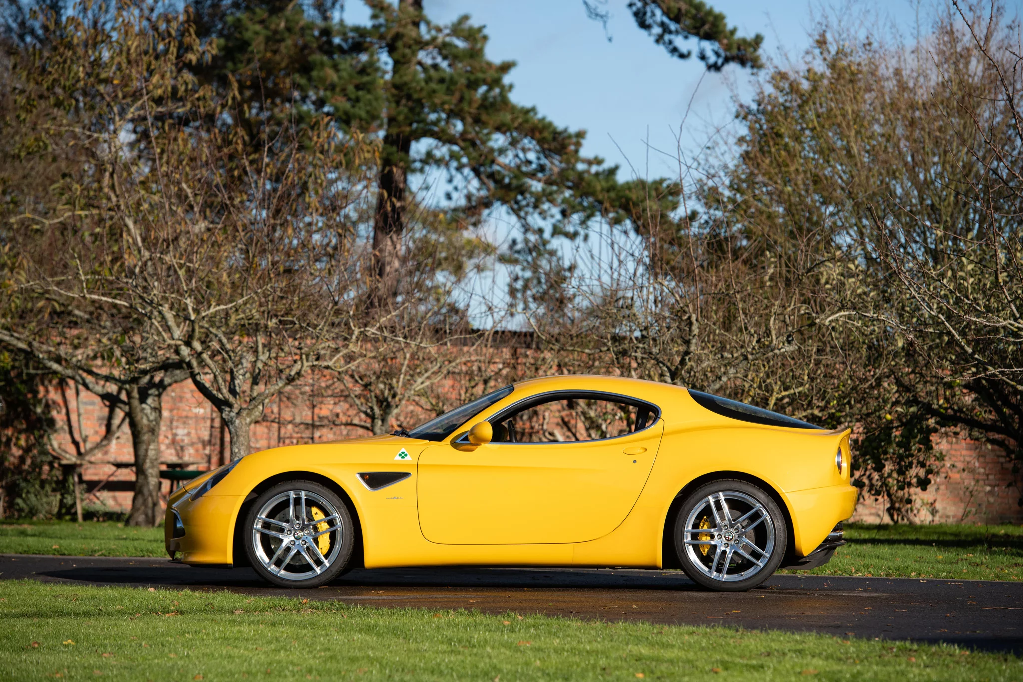 Giallo Racing Alfa Romeo 8C