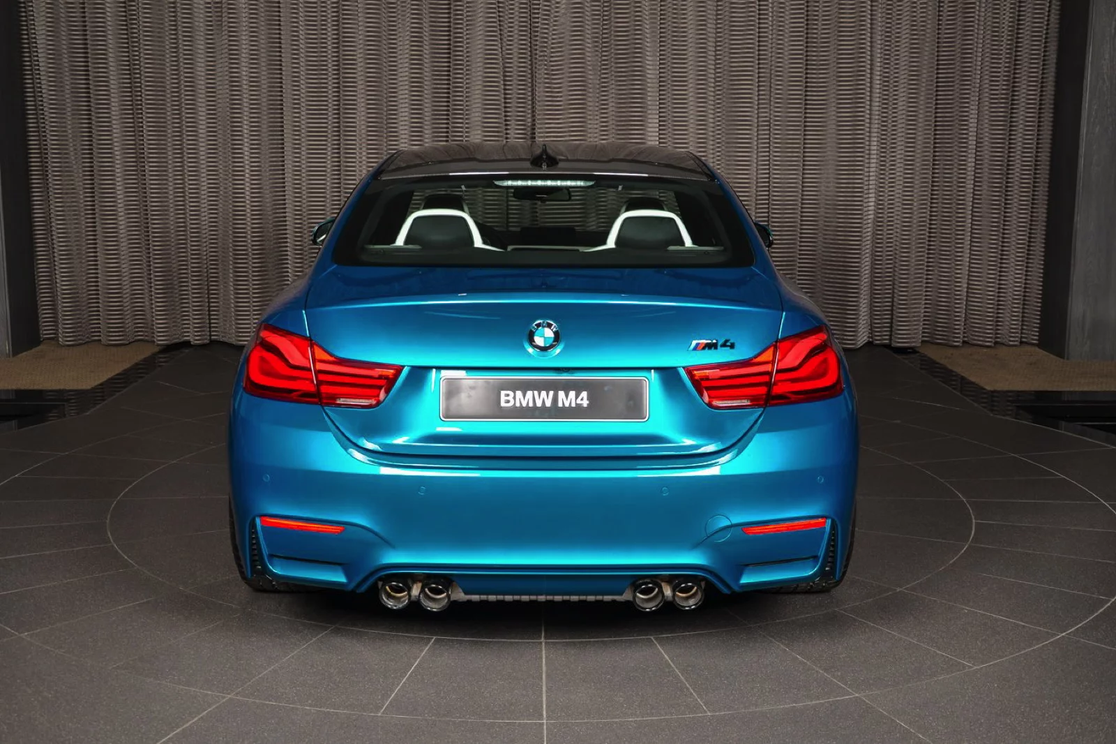 Atlantis BMW M4