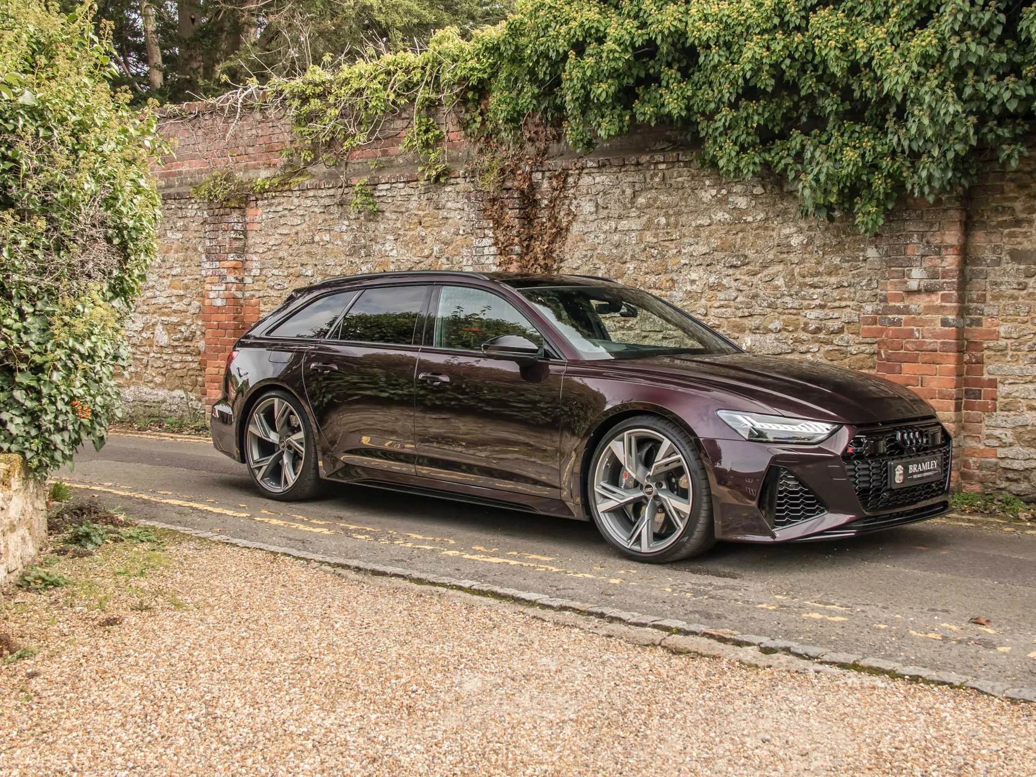 Dark Red Audi RS6 Avant