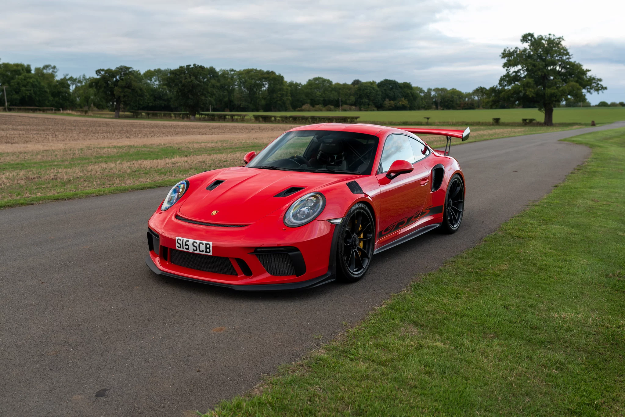 Guards Red Porsche 911 GT3 RS