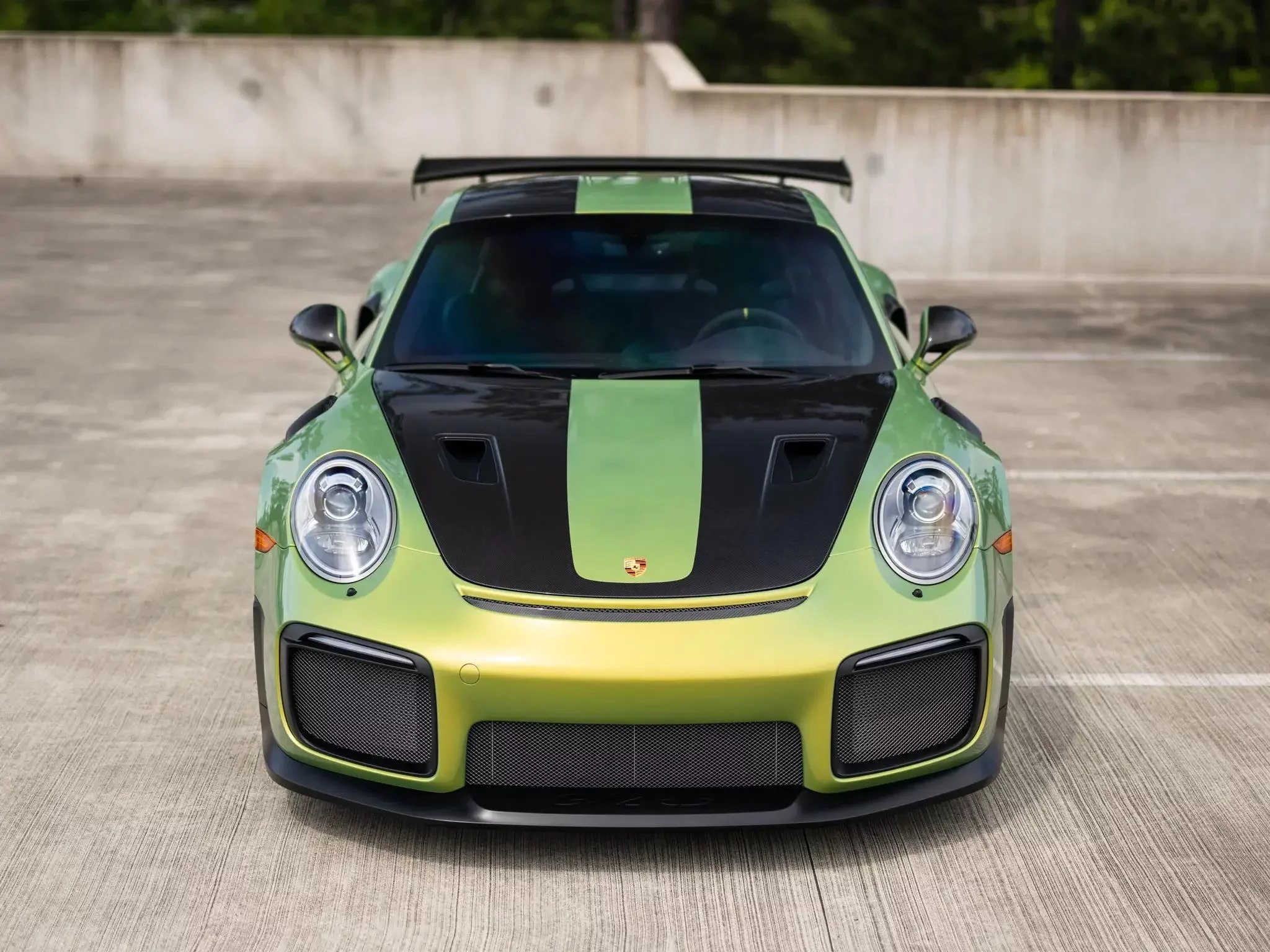 Python Green Chromaflair Porsche 911 GT2 RS