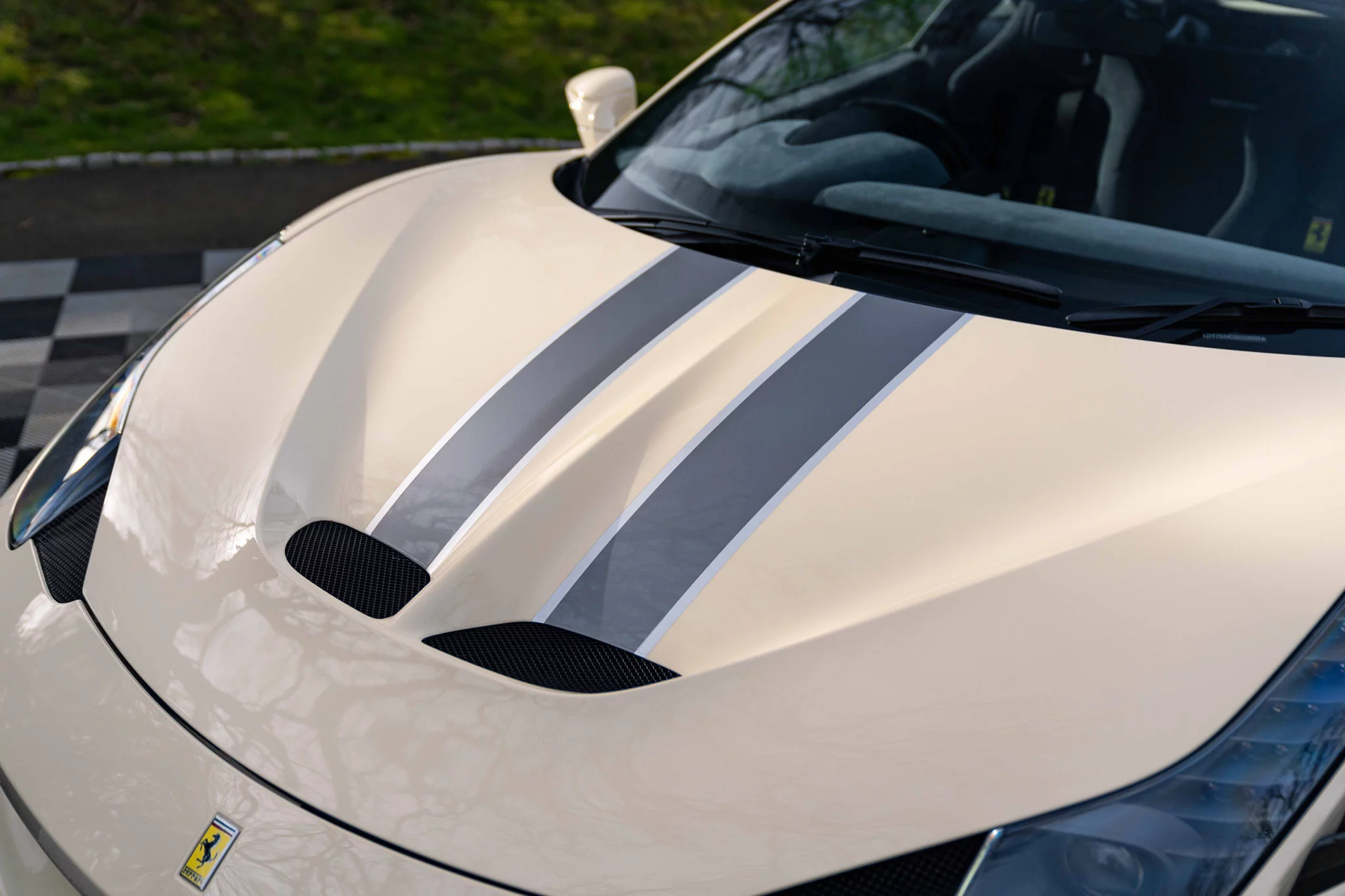 Avorio Ferrari 458