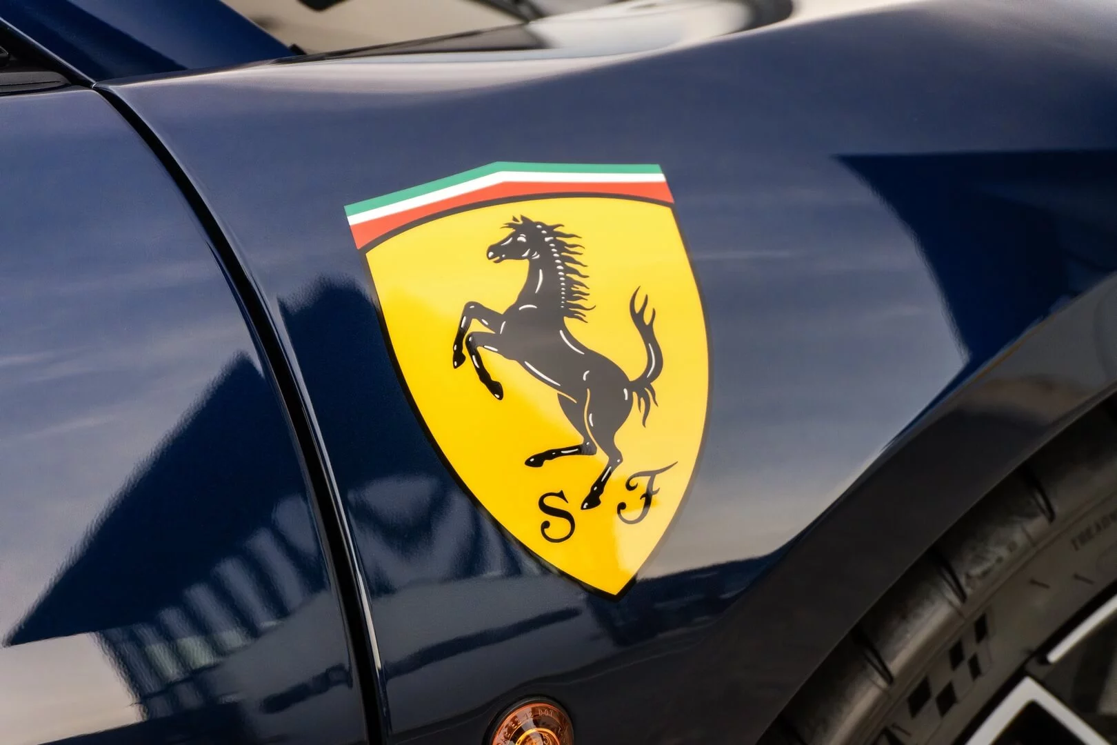 Blu Hembery Ferrari 488