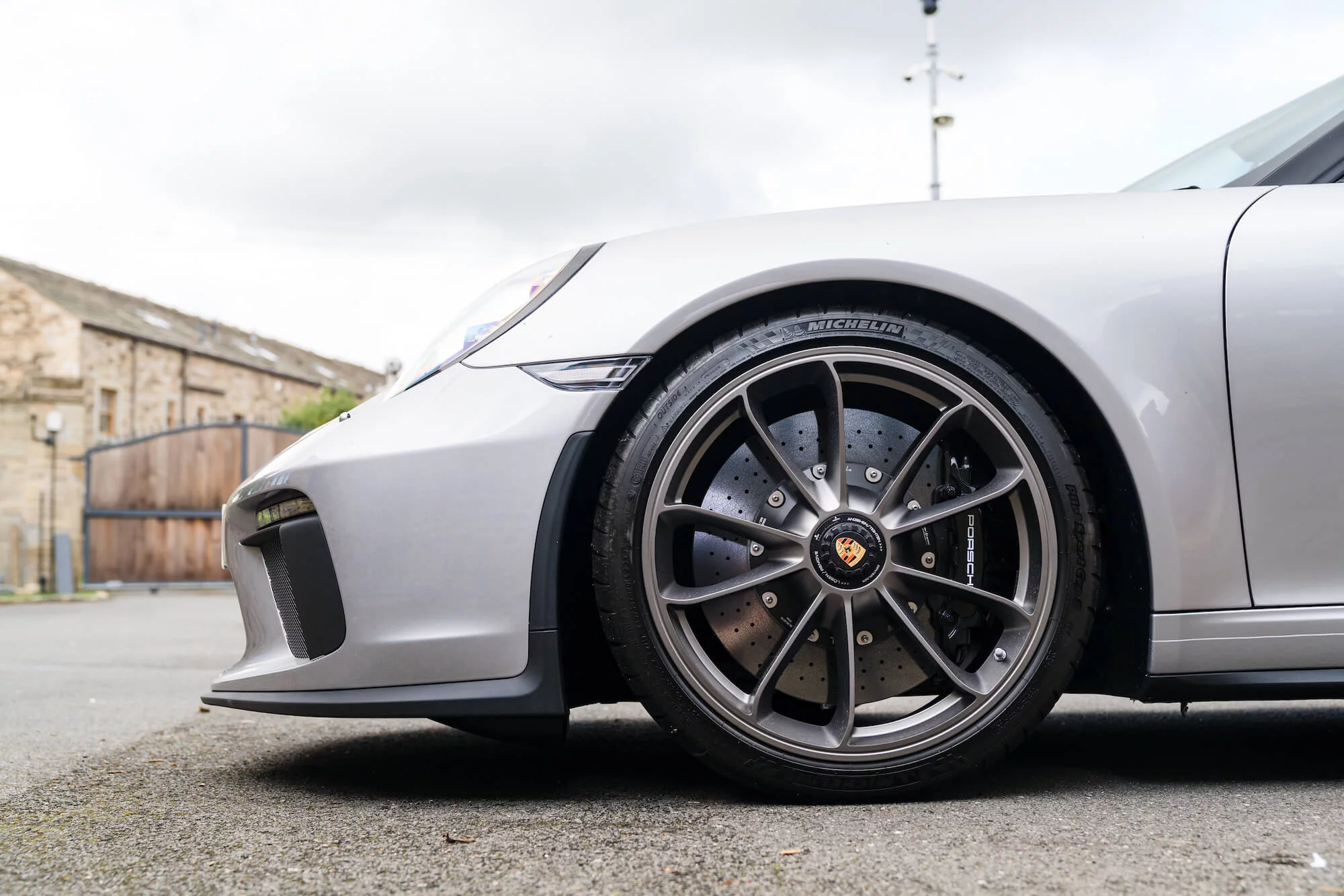 GT Silver Metallic Porsche 911 Speedster