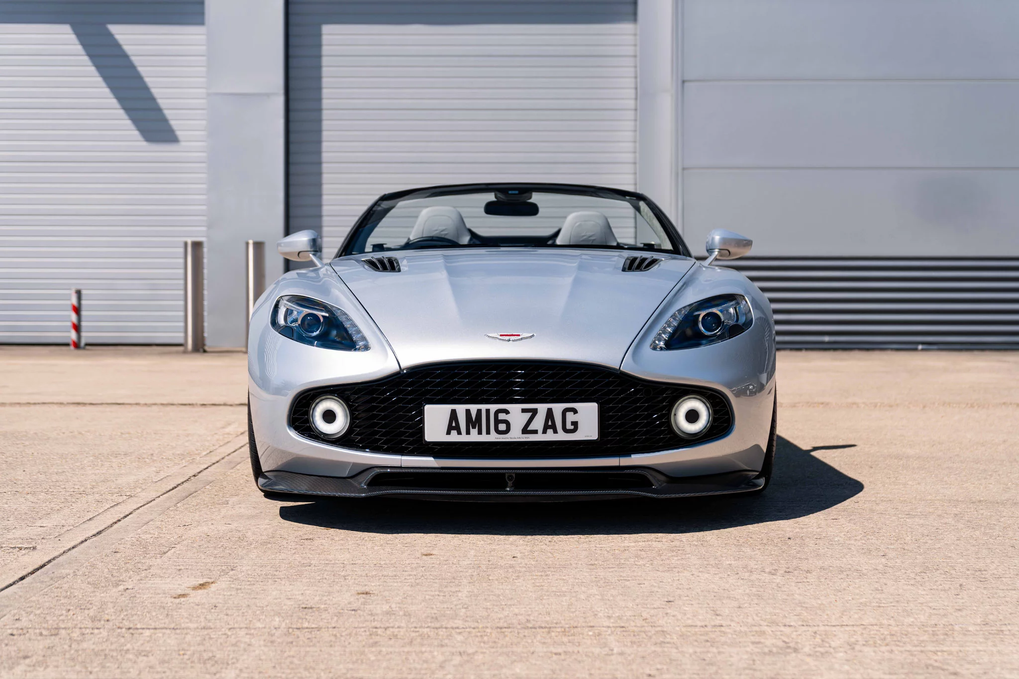 Lightning Silver Aston Martin Vanquish