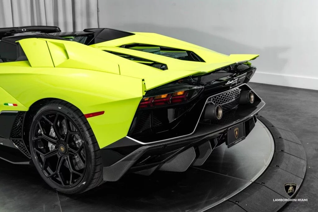 Verde Scandal Lamborghini Aventador