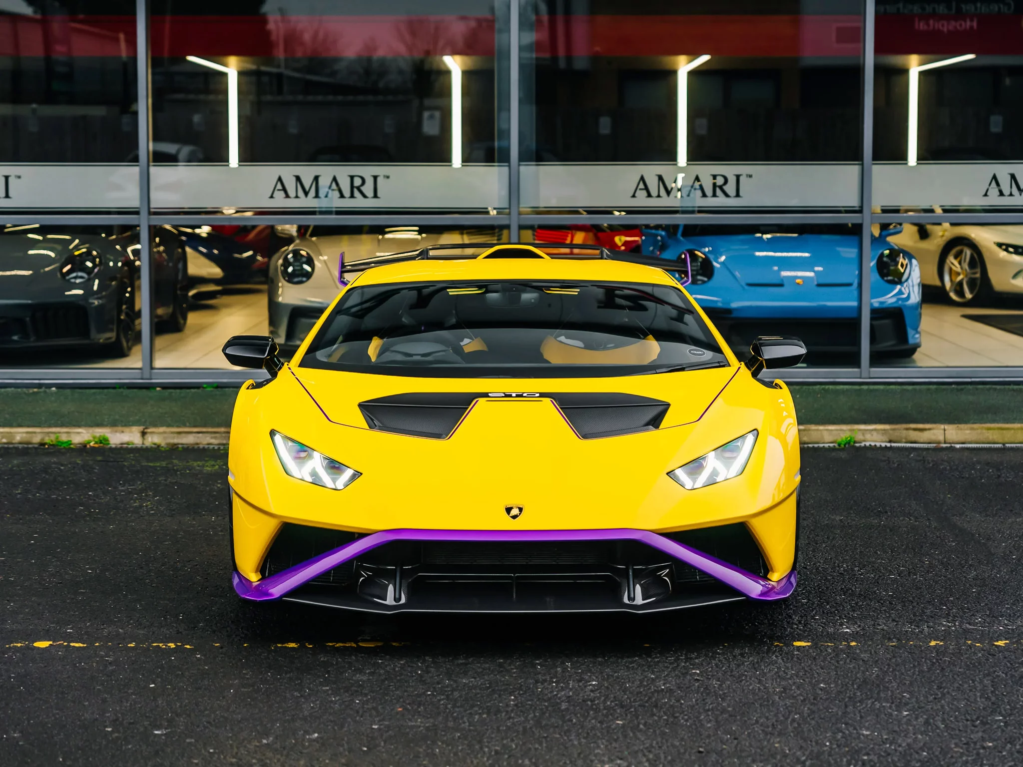 Giallo Inti Lamborghini Huracán