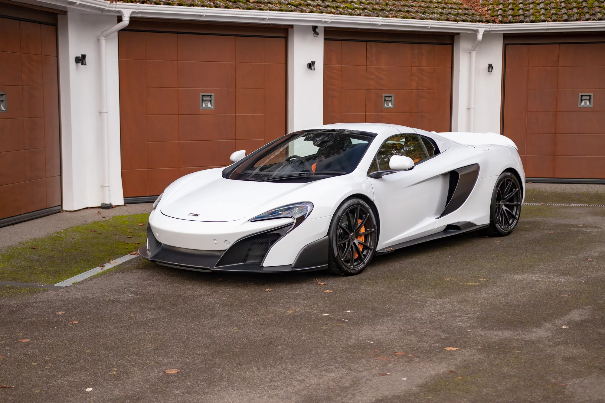 Silica White McLaren 675LT