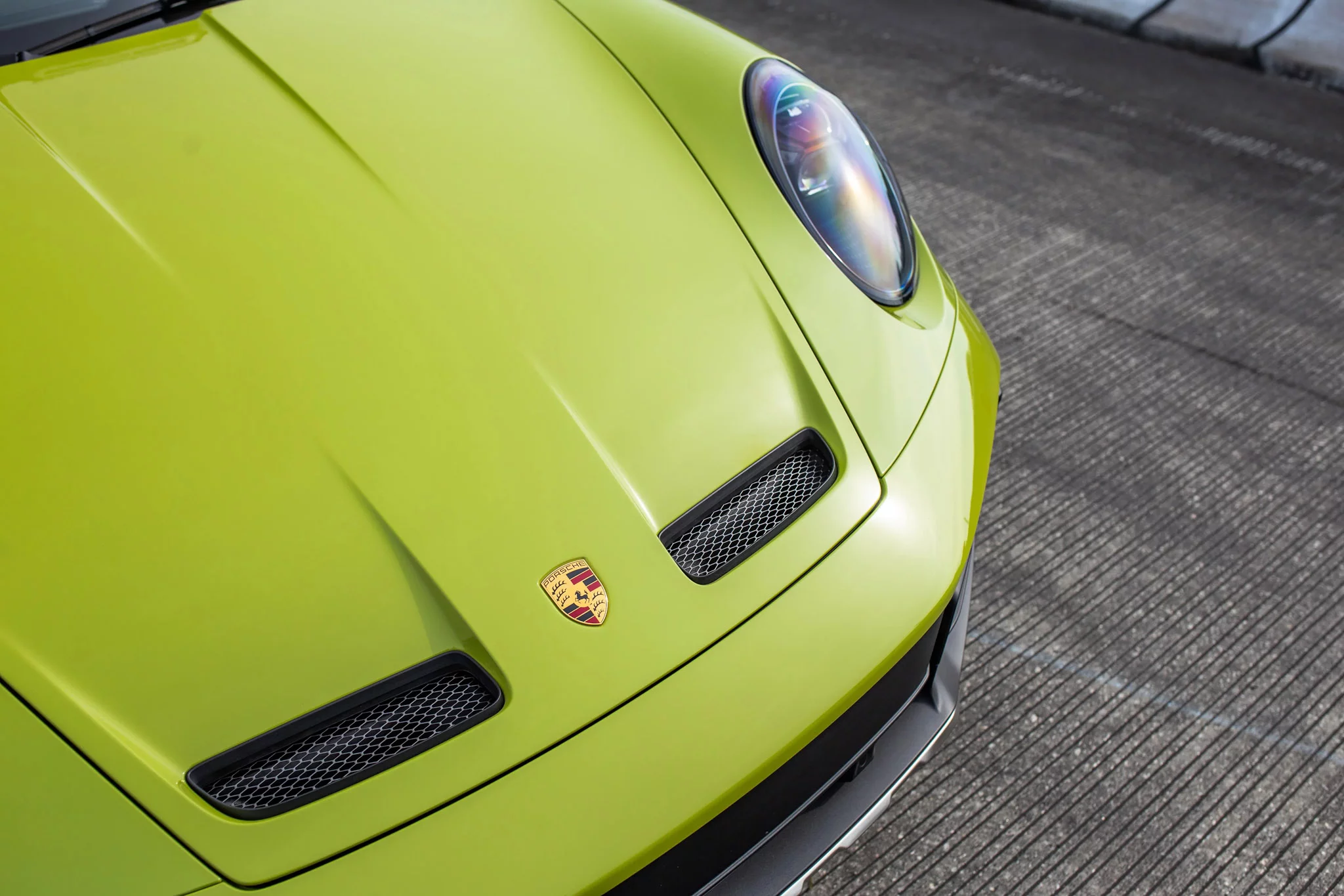 Linden Green Porsche 911 Dakar