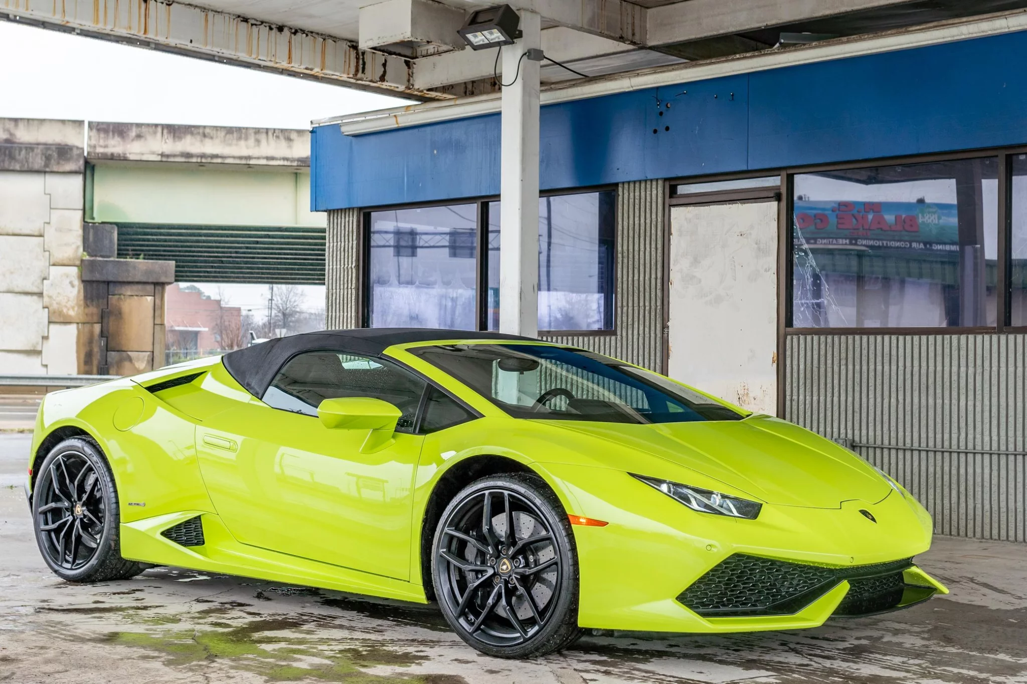Verde Singh Lamborghini Huracán