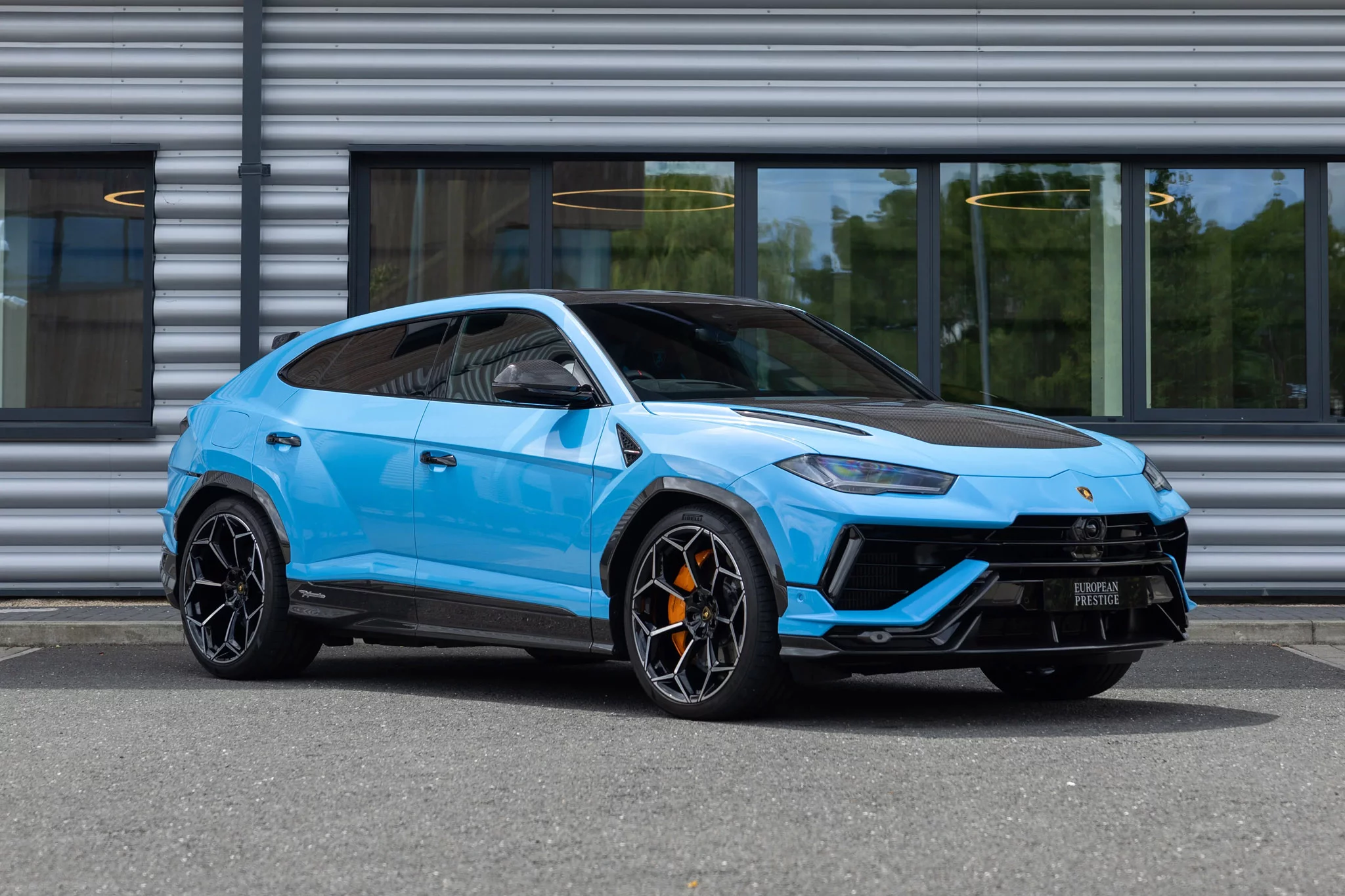 Blu Cepheus Lamborghini Urus