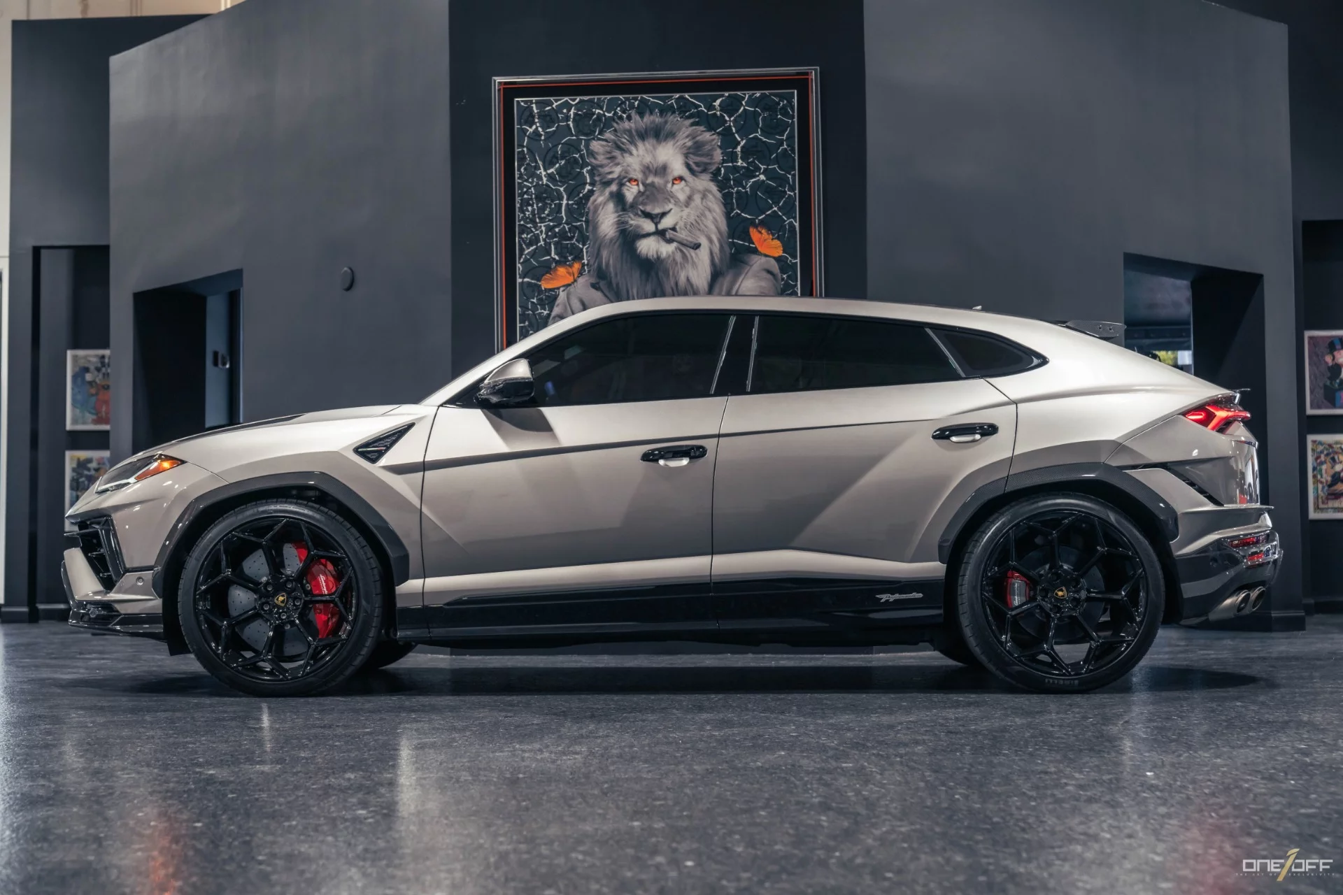 Grigio Antares Lamborghini Urus