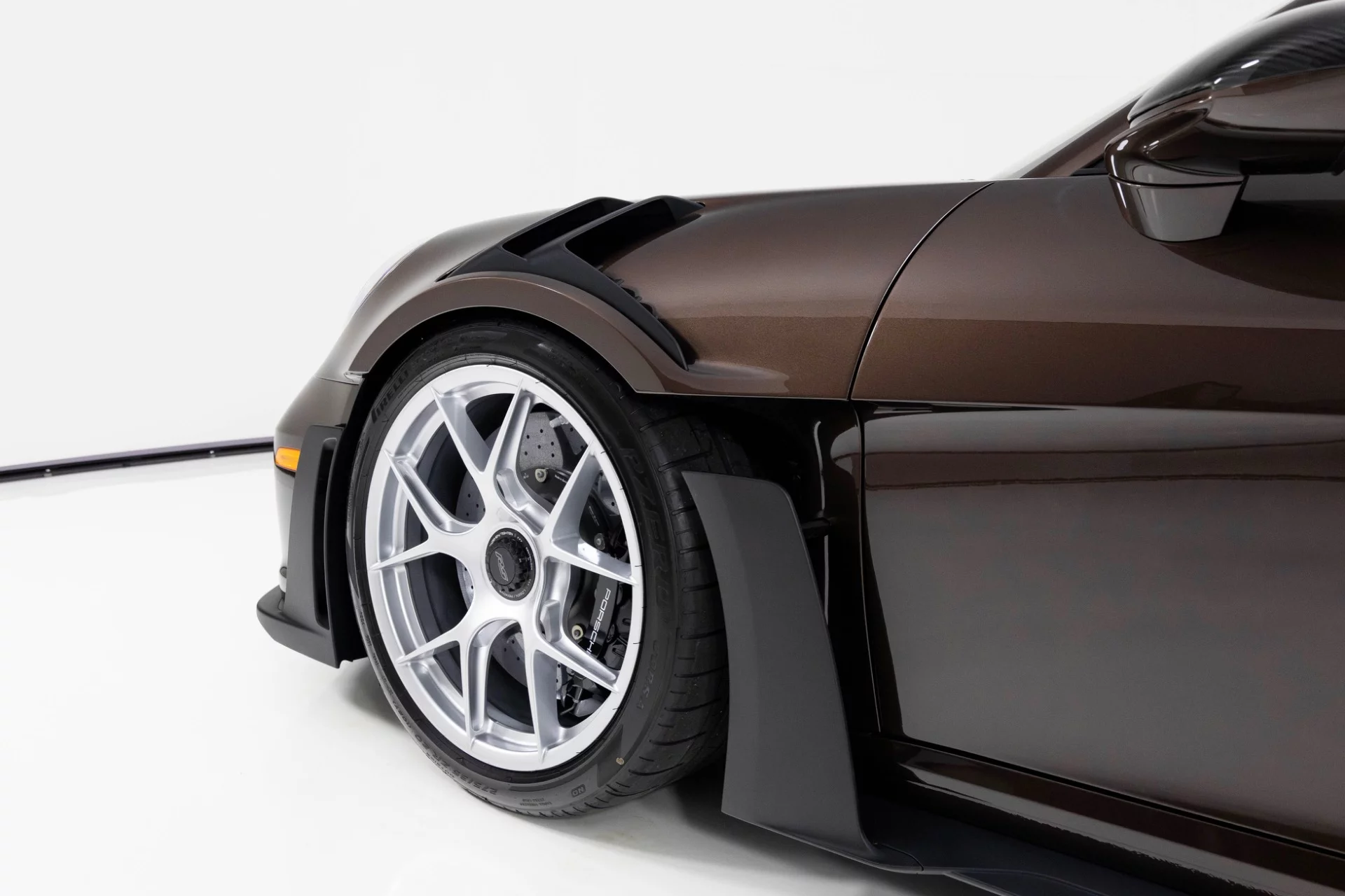 Macadamia Metallic Porsche 911 GT3 RS