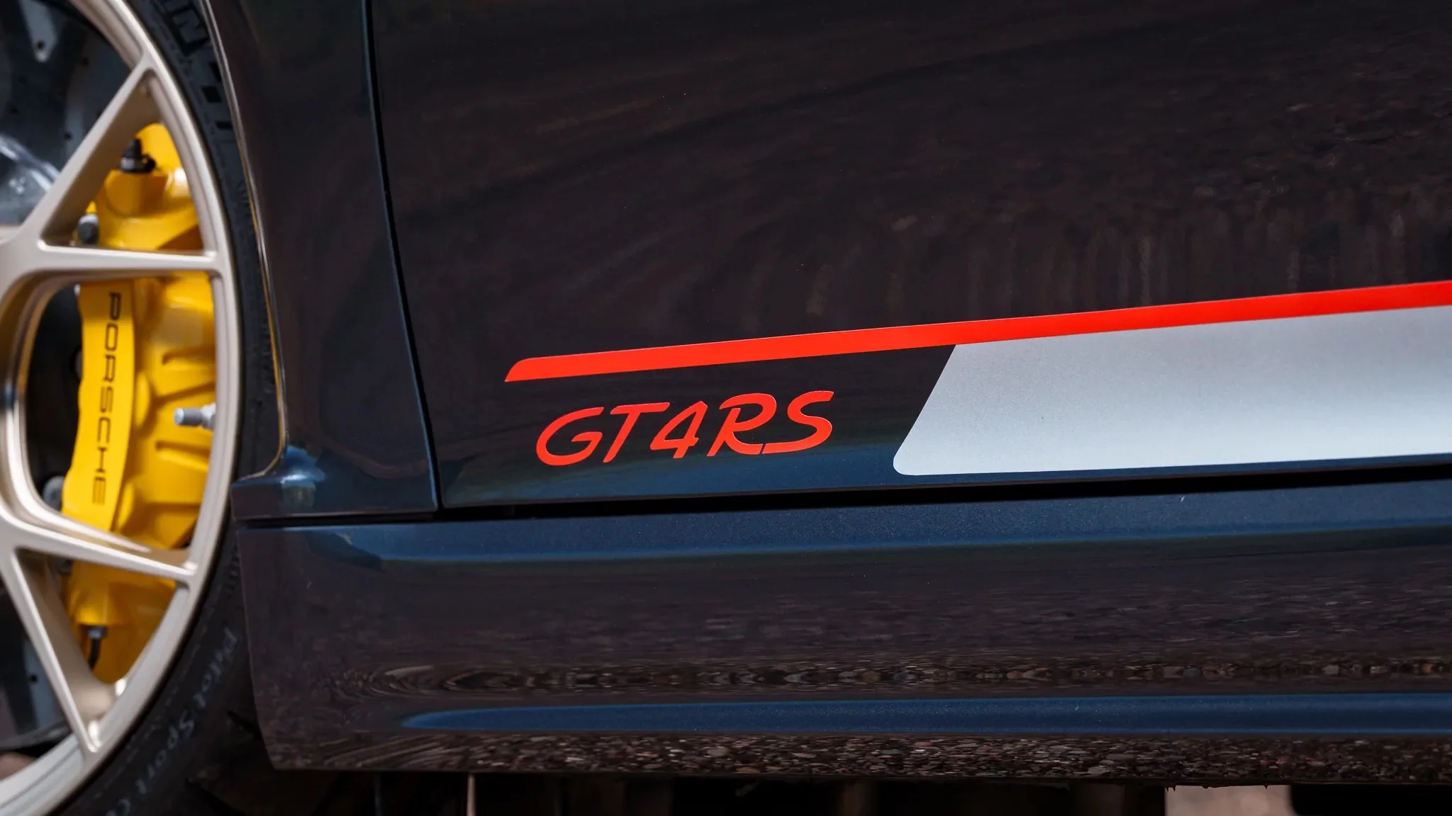 Carbon Steel Grey Porsche 718 Cayman GT4 RS