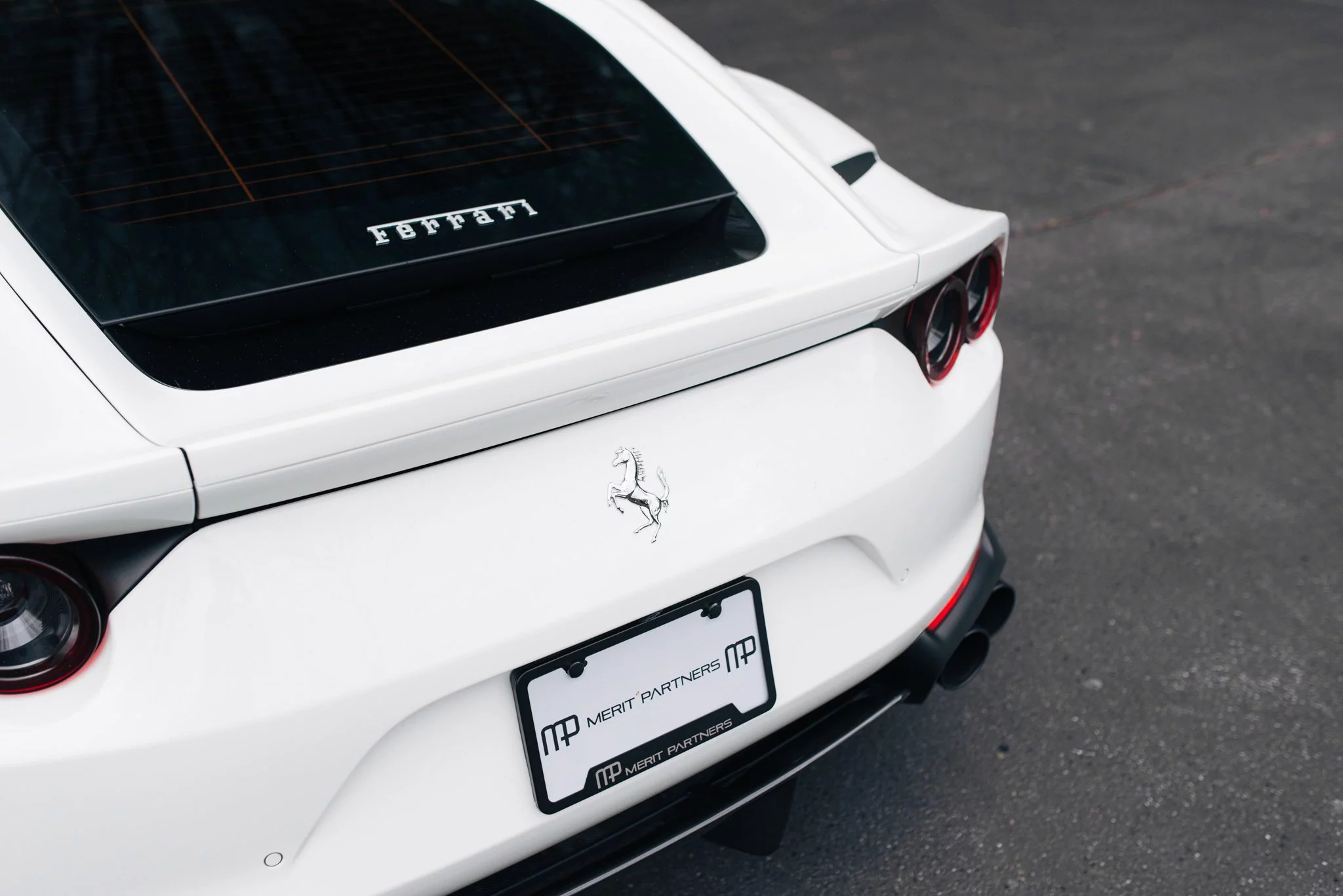 Bianco Avus Ferrari 812