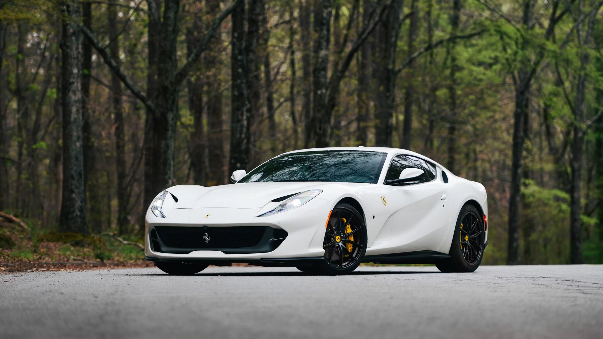 Bianco Avus Ferrari 812