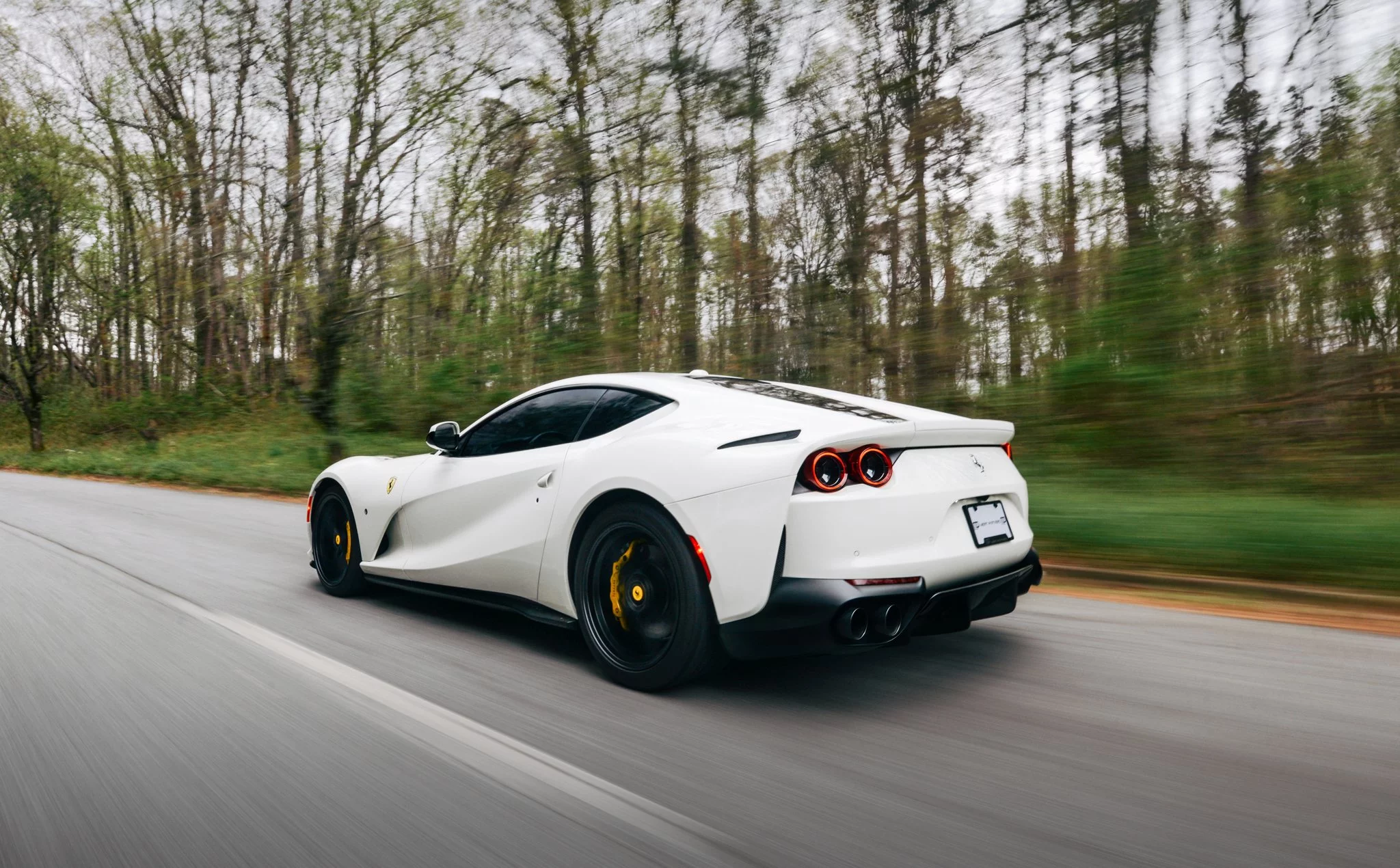 Bianco Avus Ferrari 812